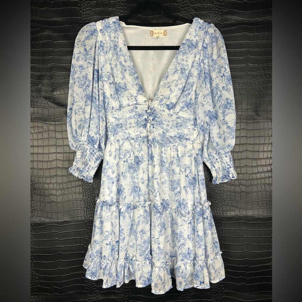 Altar’d State- blue and white floral dress